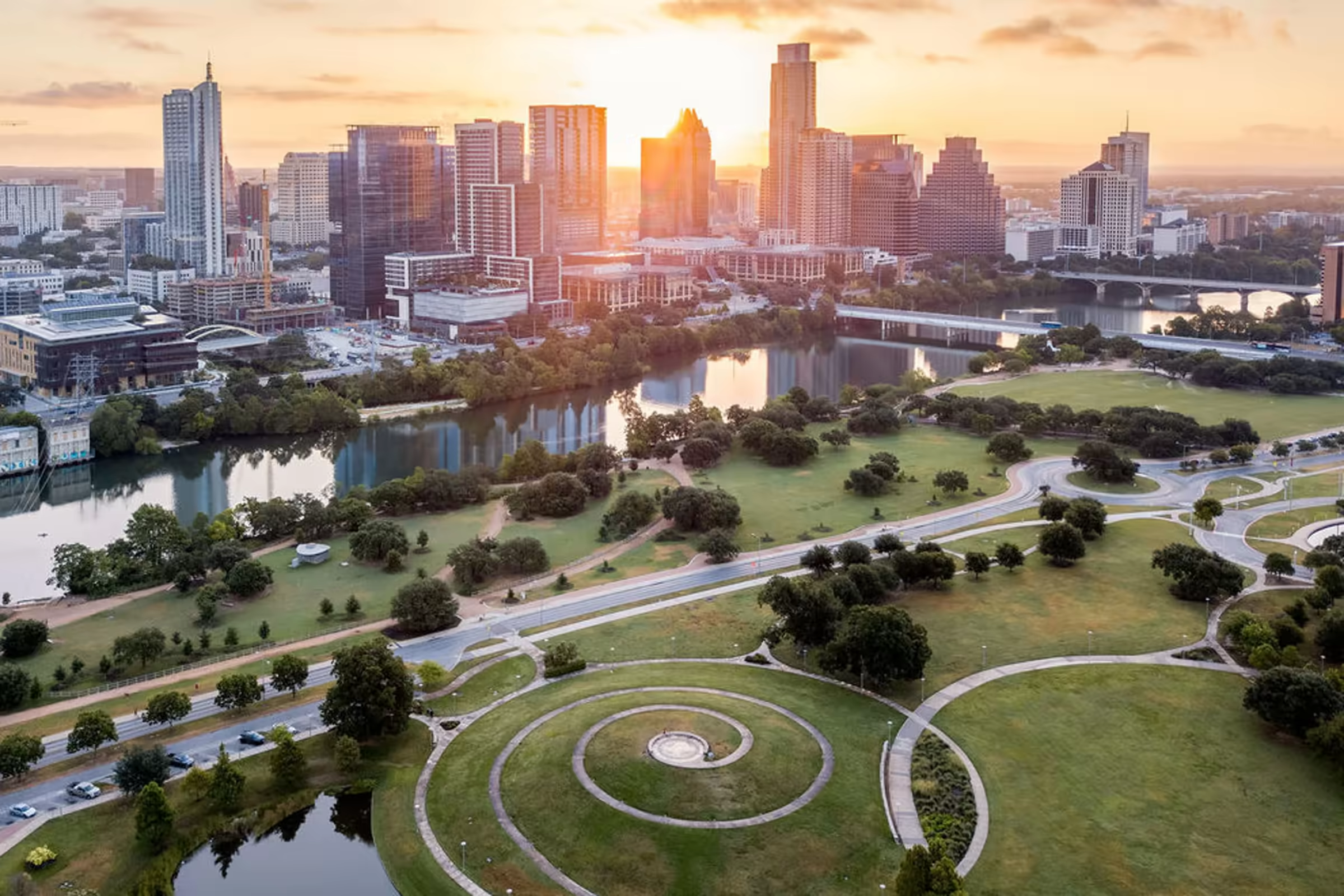 Commercial roof repair planning in Austin
