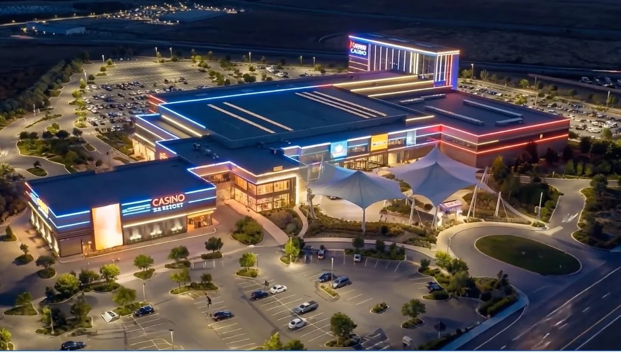 Casino & Entertainment Complex Roofing